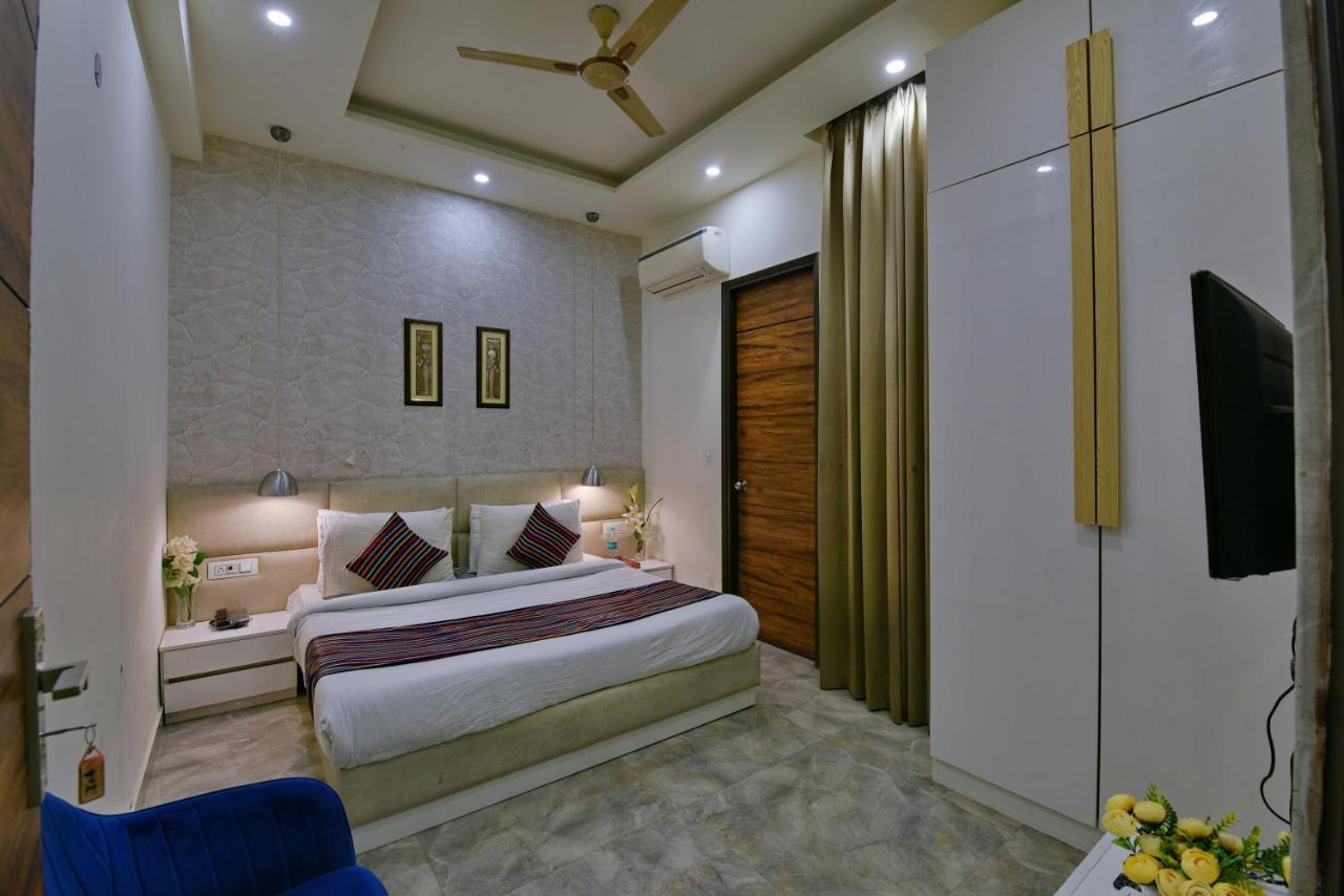Hotel Fortune Inn By F9 Hotels Noida Kültér fotó