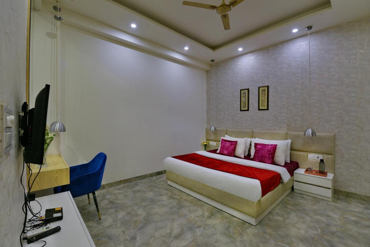 Hotel Fortune Inn By F9 Hotels Noida Kültér fotó
