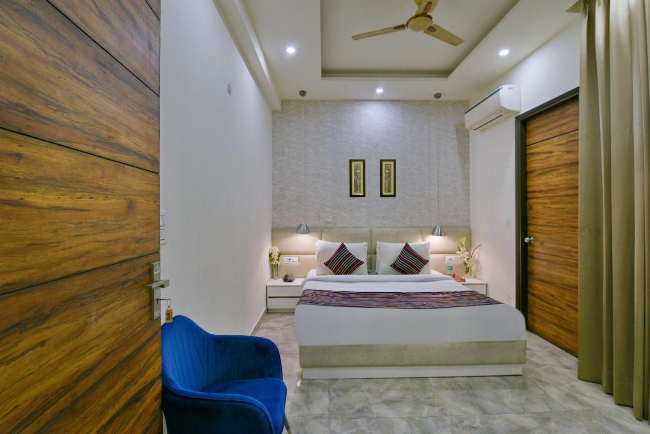 Hotel Fortune Inn By F9 Hotels Noida Kültér fotó