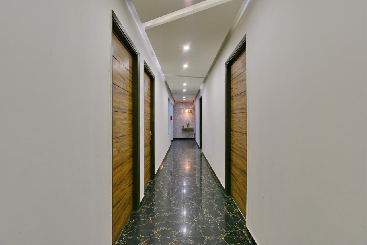 Hotel Fortune Inn By F9 Hotels Noida Kültér fotó