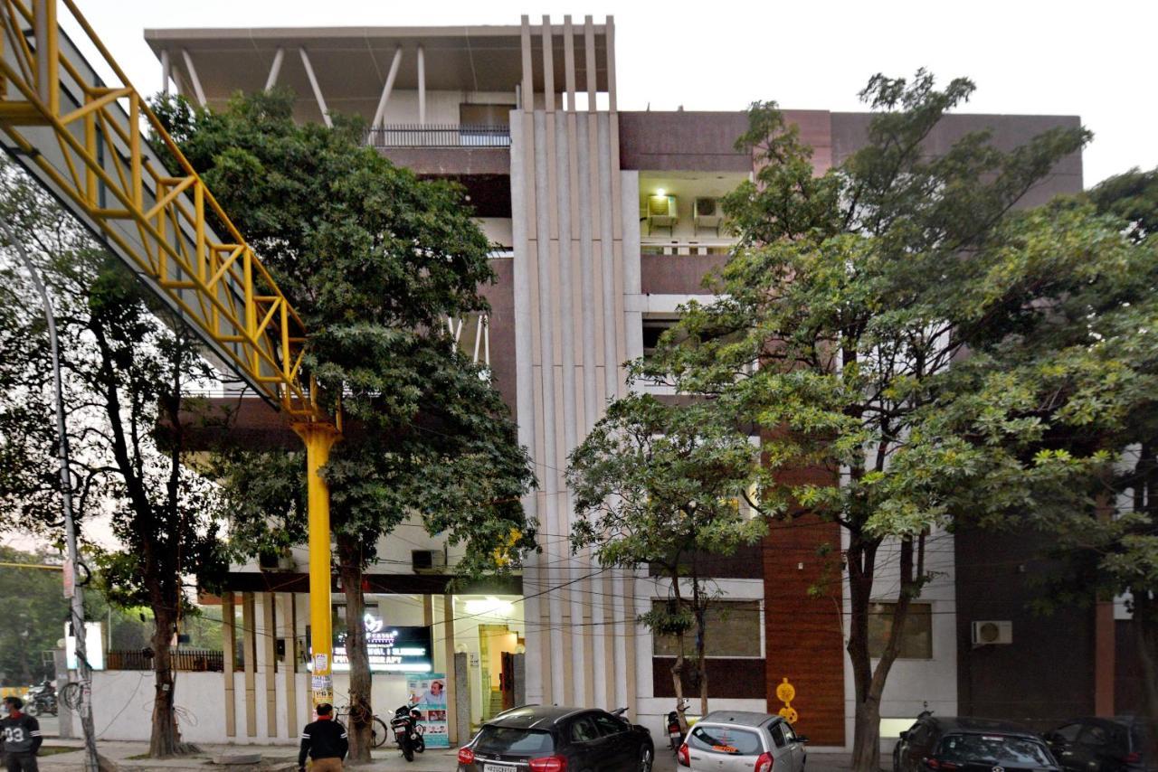 Hotel Fortune Inn By F9 Hotels Noida Kültér fotó